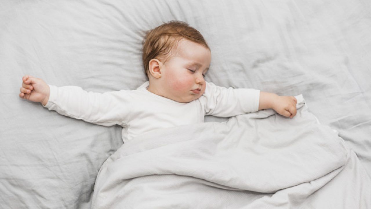 Kışın Bebeğiniz Nasıl Sağlıklı Uyur